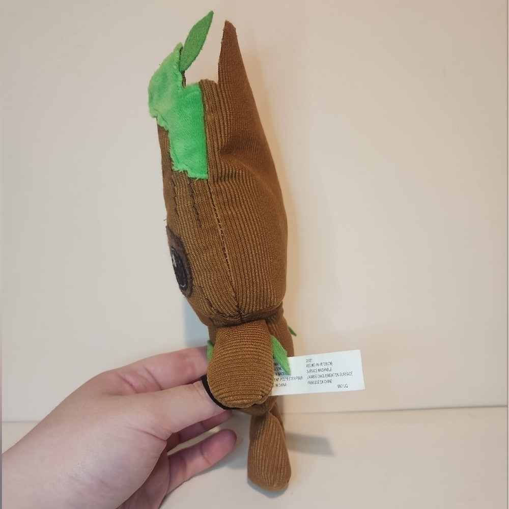 8” Marvel Talking I am Groot Plush - Picture 4 of 10